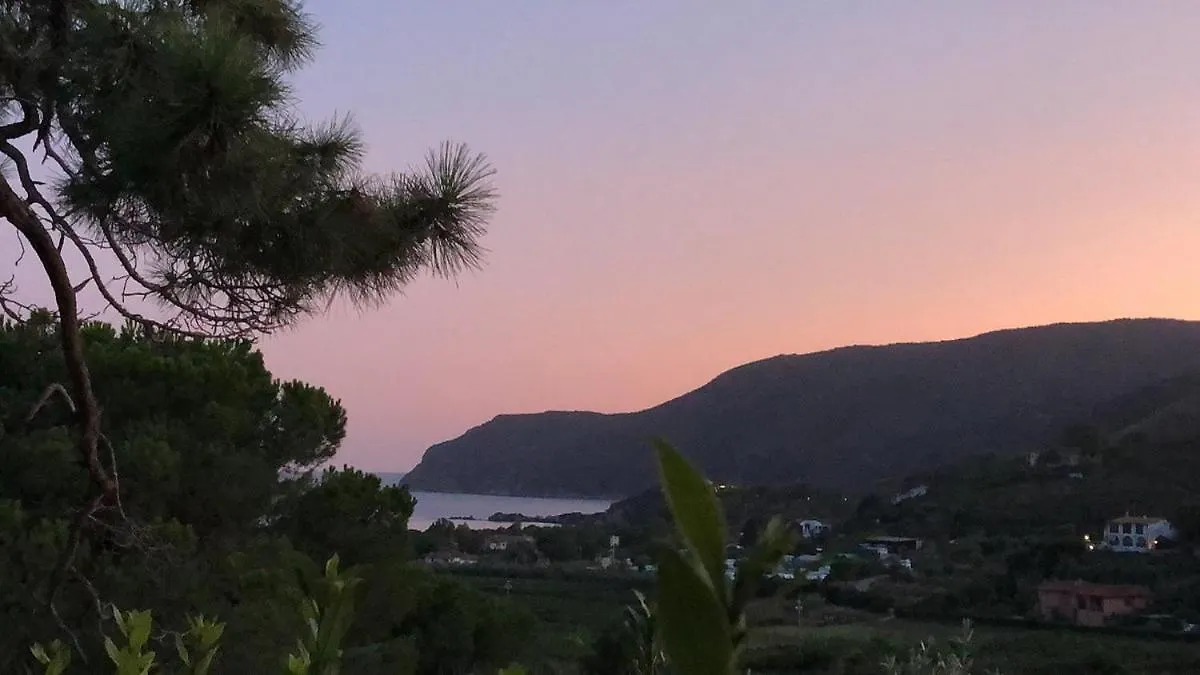 Villa Conti Residence Lacona Apartahotel