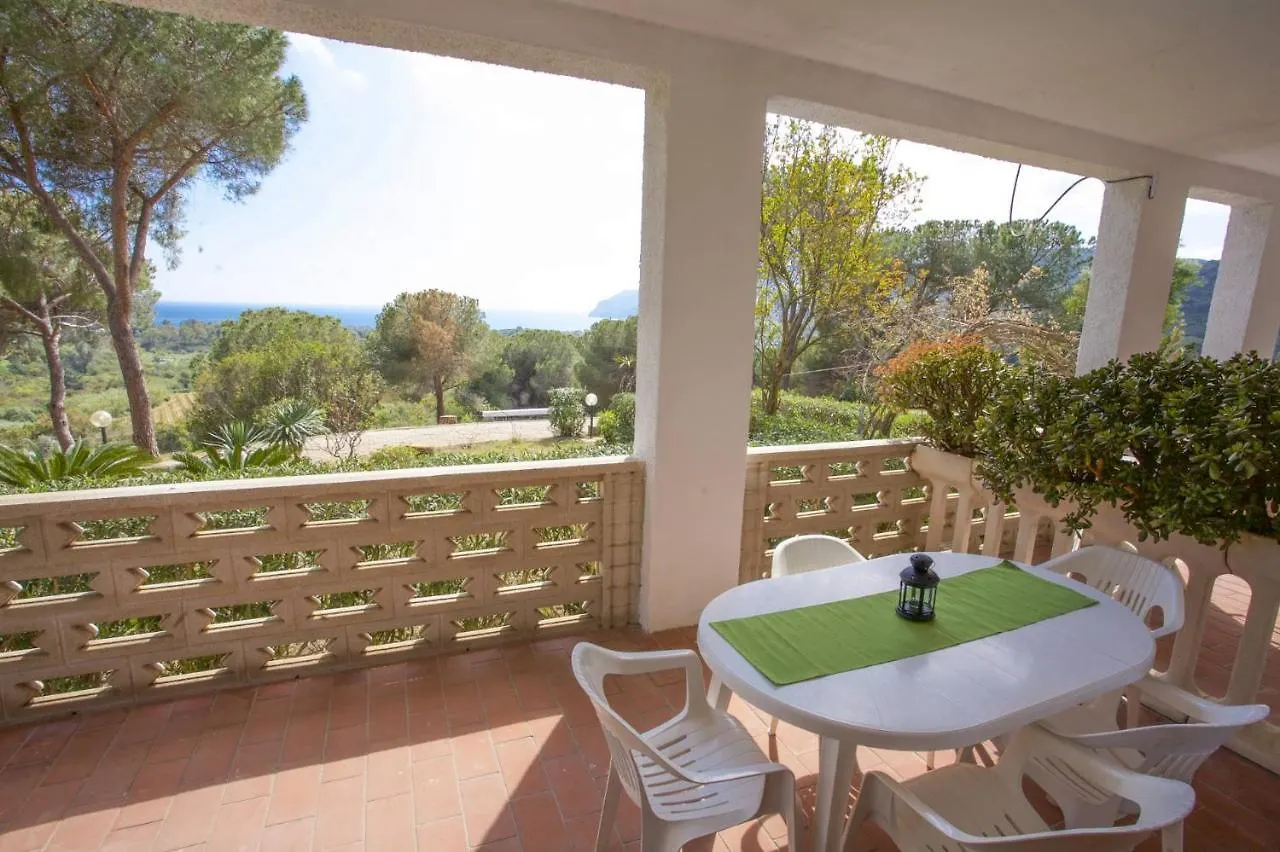 Villa Conti Residence Lacona Aparthotel