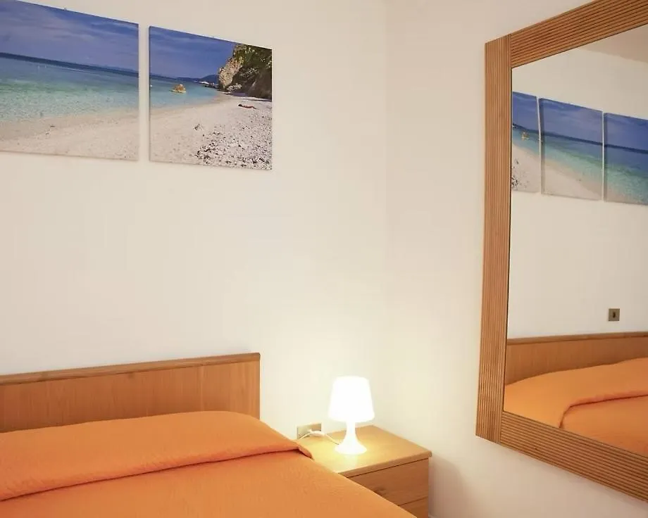 Aparthotel Villa Conti Residence Lacona
