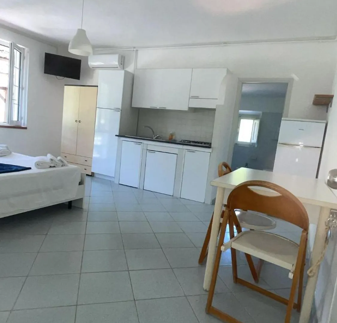 Aparthotel Villa Conti Residence Lacona