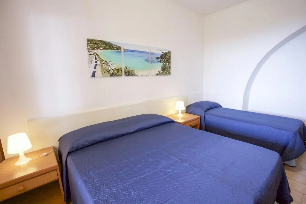 Villa Conti Residence Lacona 4*,  Italia