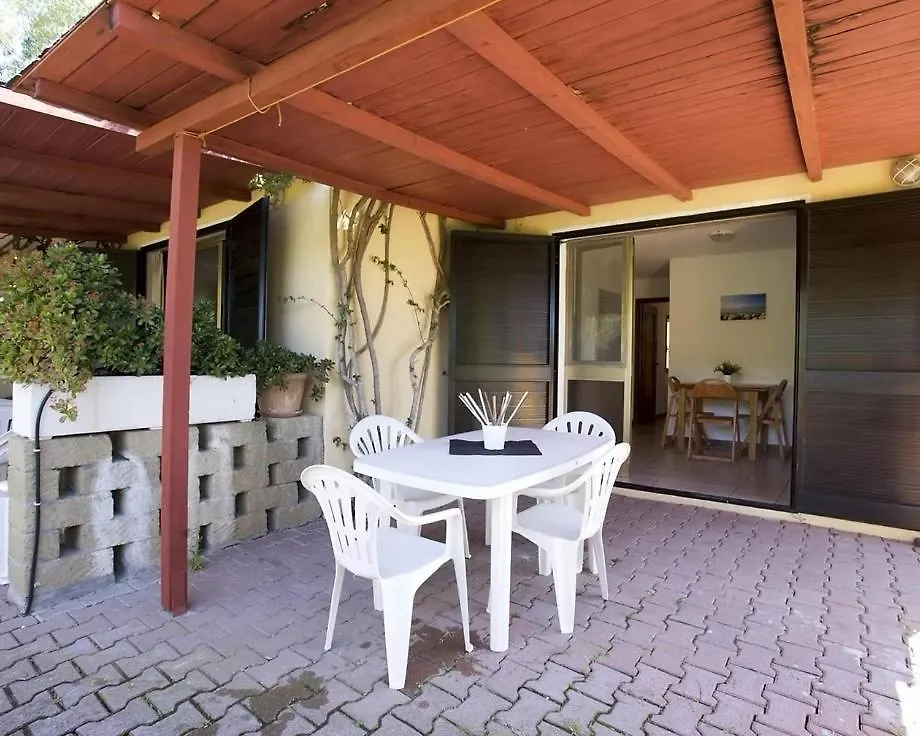 **** Aparthotel Villa Conti Residence Lacona Italia