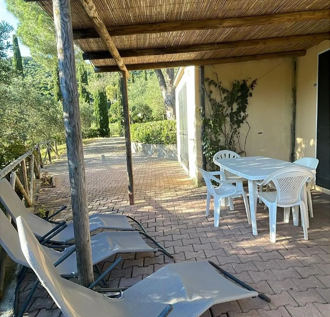 Villa Conti Residence Lacona Aparthotel