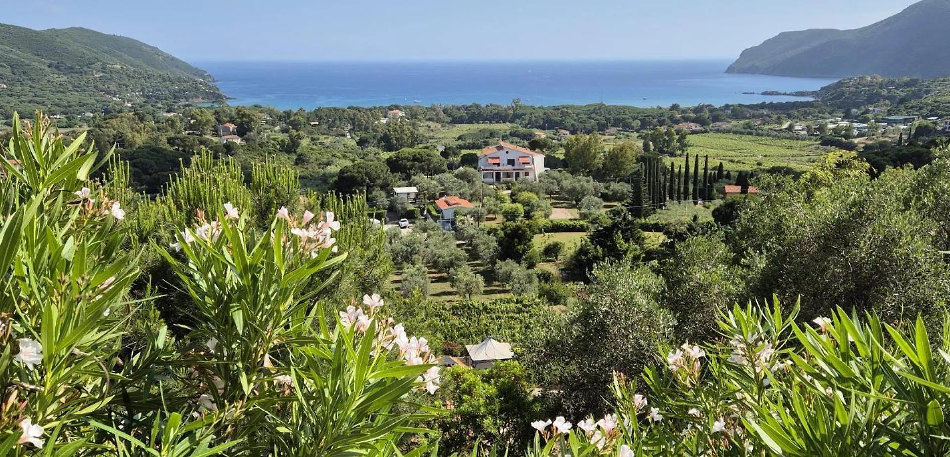 Villa Conti Residence Lacona Italia