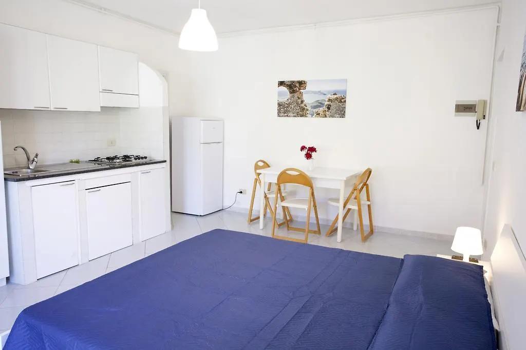 Villa Conti Residence Lacona 4*,  Italia