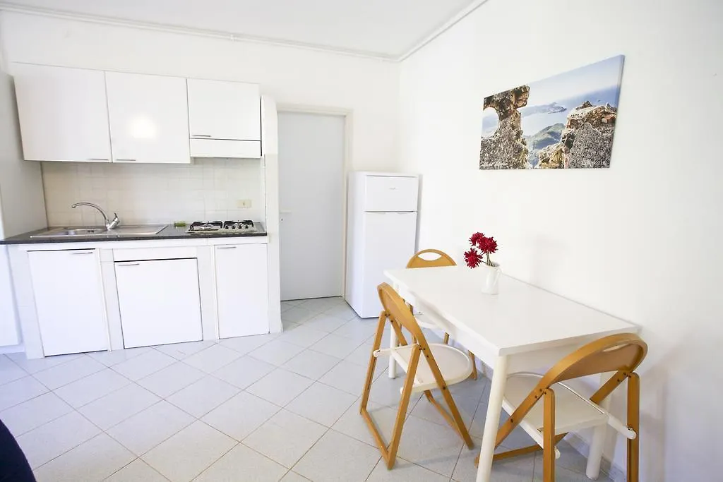 **** Aparthotel Villa Conti Residence Lacona Italia